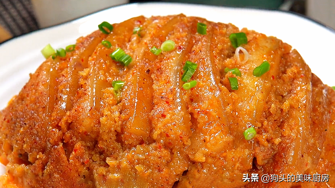 五花肉不紅燒了，教你秘製的做法，上鍋一蒸，下飯又解饞，太香了