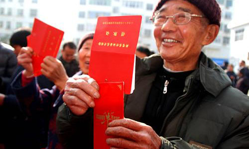 交养老保险真的划算吗？存几十万养老会怎样？ 第1张