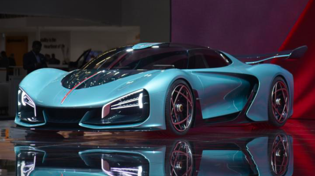 2秒内破百的红旗超跑即将发售；全新奇骏预告图发布