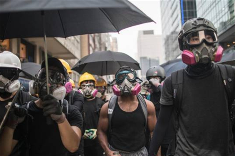 這一次，�亂港�議員失敗了