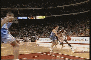 喬丹的身體天賦有多恐怖？投籃隨便平筐，關鍵還能在空中漫步！-黑特籃球-NBA新聞影音圖片分享社區