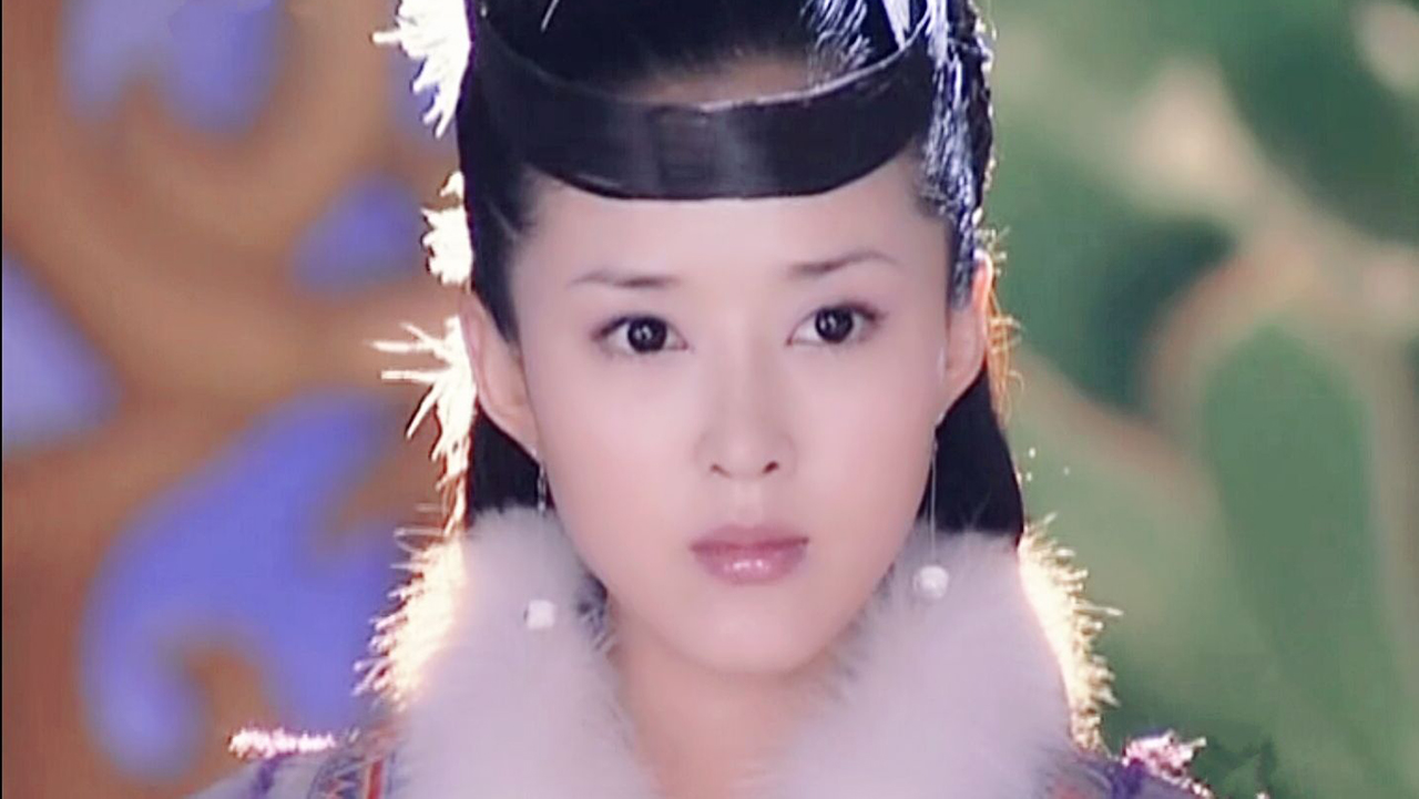 还记得“最美嫦娥”吗？40岁拍男人装，清纯仙子