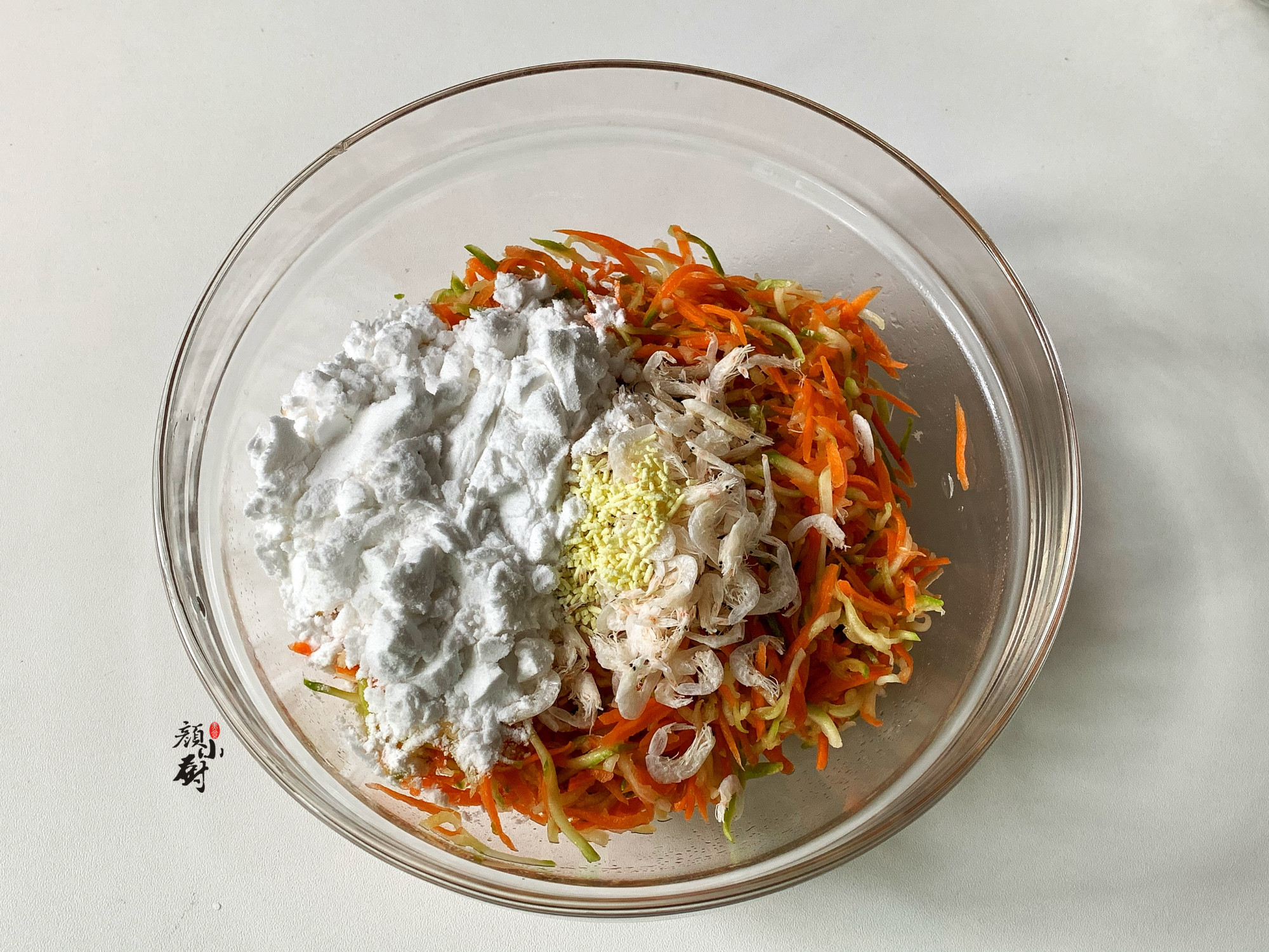 這食材最近吃得多，3元做一盤，搓成小丸子蒸一鍋，蘸料吃真香