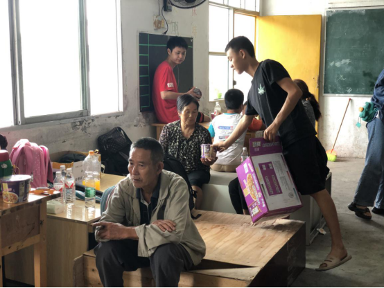 宜宾市叙州区：洪水退去 努力恢复生活秩序