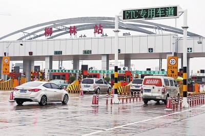 离郑证明办理流程手续统一！材料齐全的市民，当天即可拿到证明