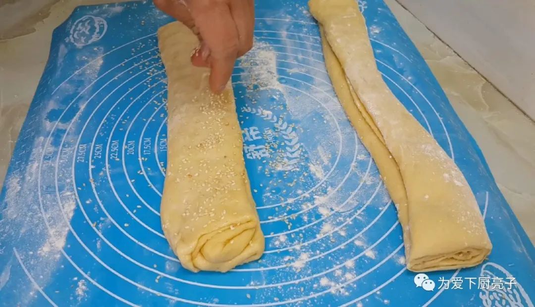 千層小糖餅做法，全程不用燙麵，鬆軟香甜又解饞，沒烤箱也能成功