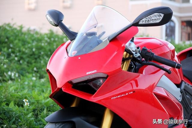 实拍2018杜卡迪V4S Panigale