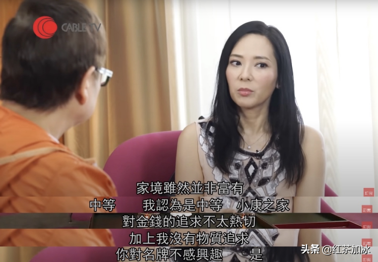 “最丑港姐”胡杏儿与“最美港姐”郭羡妮的相