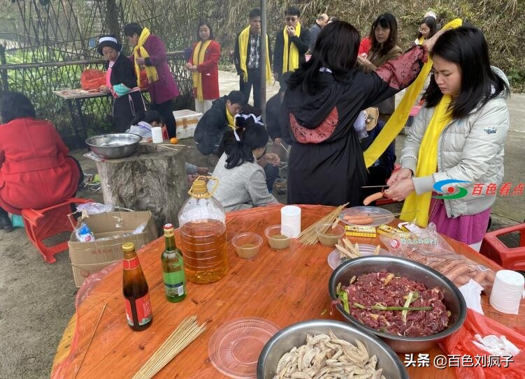 神秘茶叶藏家11.8万元拍走这款广西茶｜春茶开采进行时