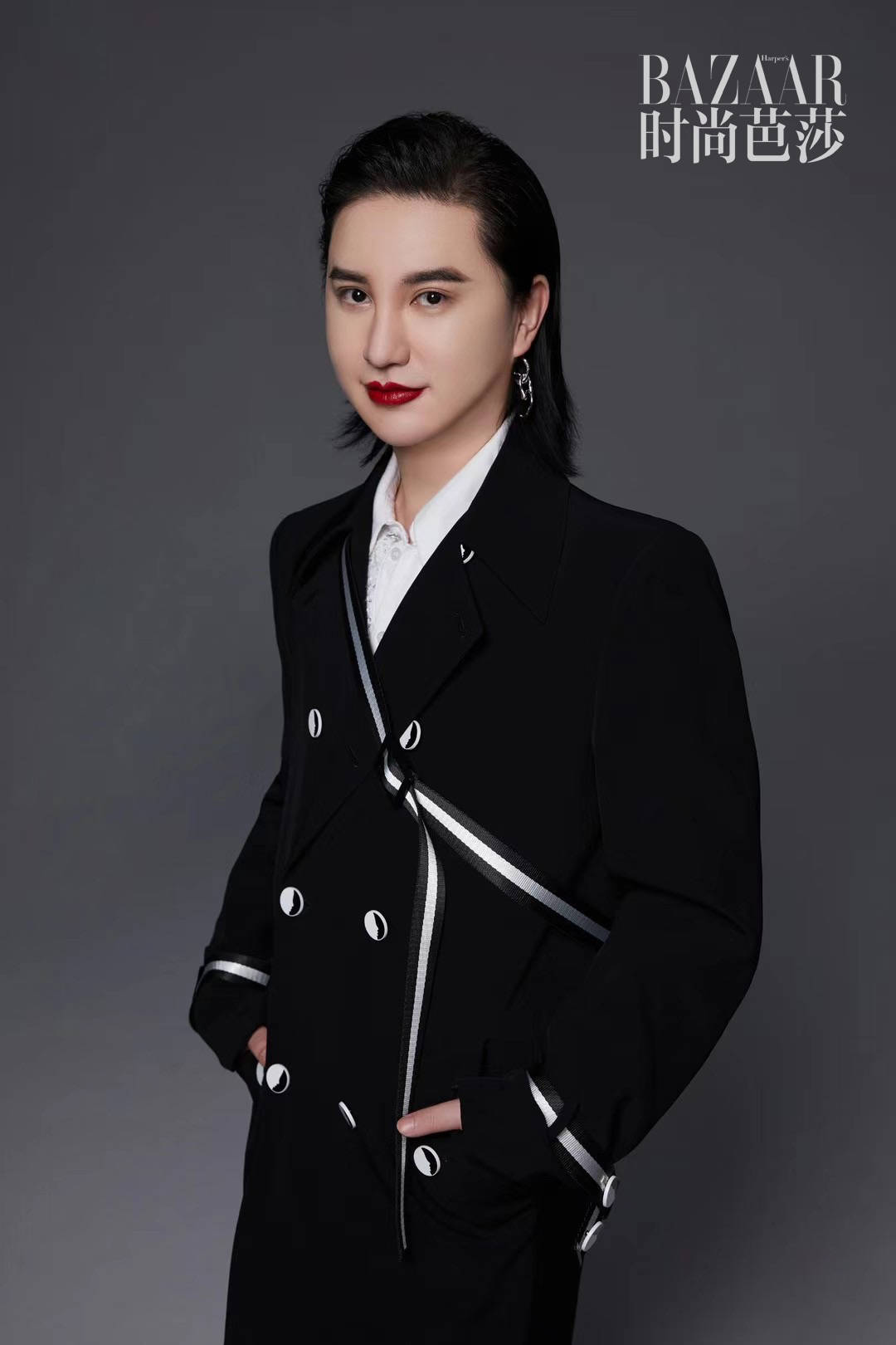 鄭善方登上《時(shí)尚芭莎》雜志 活氣麗品牌明星企業(yè)家破圈時(shí)尚
