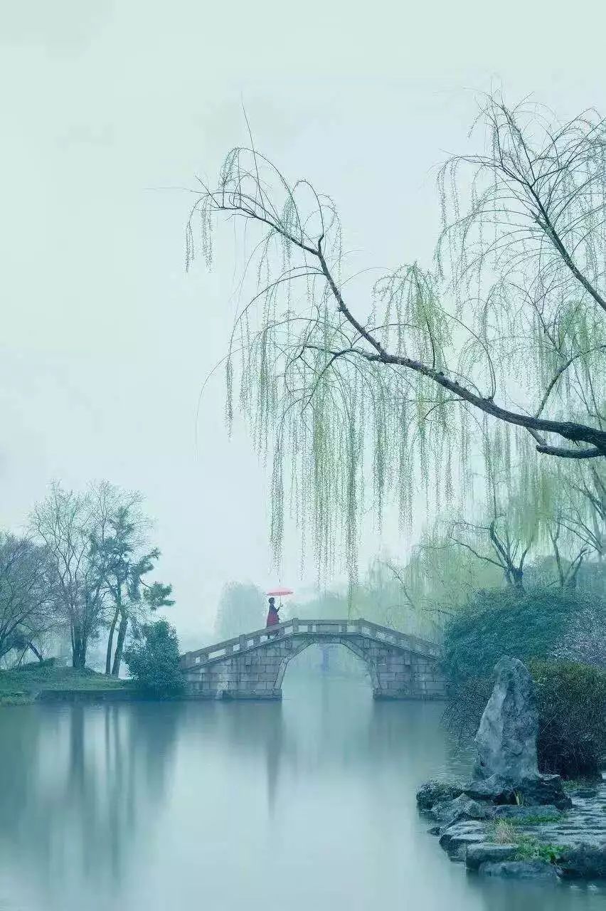 说走就走的旅行朋友圈的句子图片