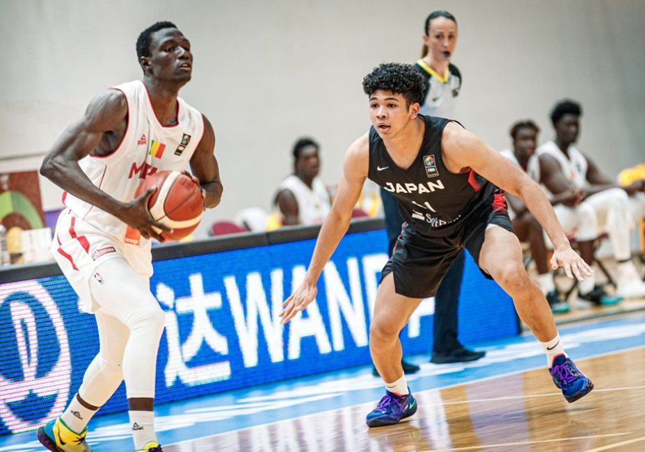 66-104！6连败！日本队又输了，单节7-18被吊打，目送对手首胜