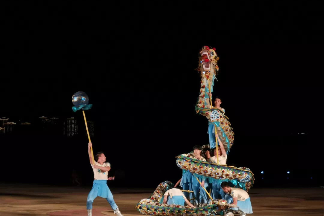 重庆十大文化符号：具有危险性的铜梁龙舞，却是难得的非遗文化