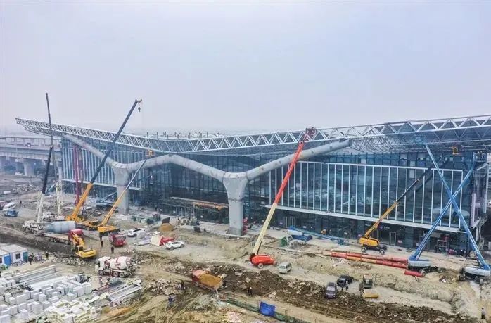 即将通车！全国首条采用EPC模式建设的高标准城际铁路试运行