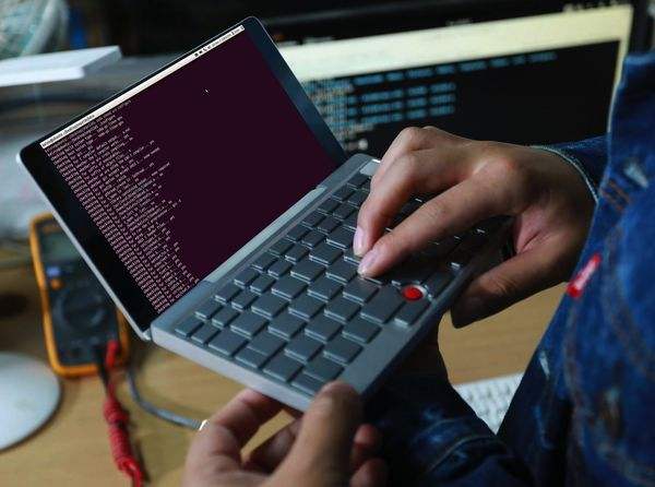 90欧元买到的德军旧电脑，竟藏有摧毁“豹猫”防空系统的机密文件