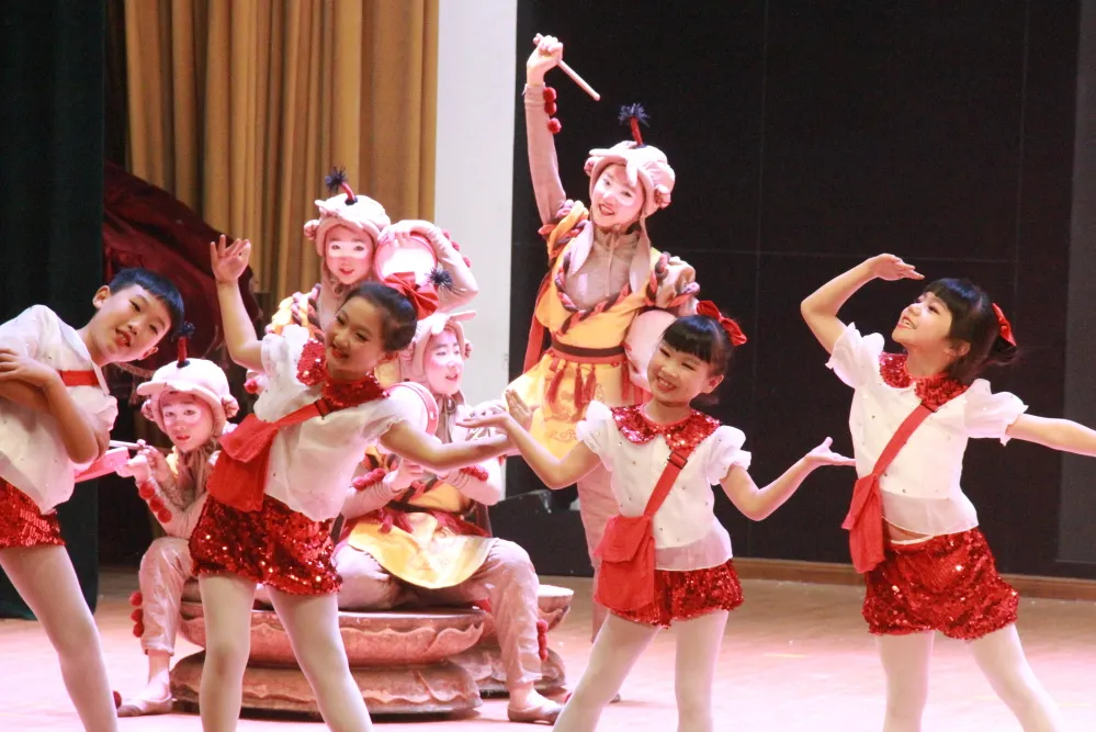 阳光下成长丨成都市双流区棠湖小学参加区第十三届中小学艺术节