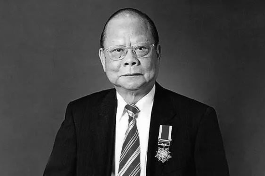 “金利来”创始人曾宪梓：85岁在家乡病逝，25亿财产全部捐给国家