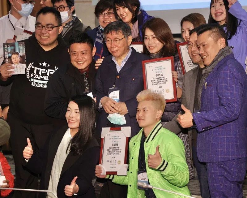 柯文哲民調暴跌台灣民眾黨不再是�一人政黨�？