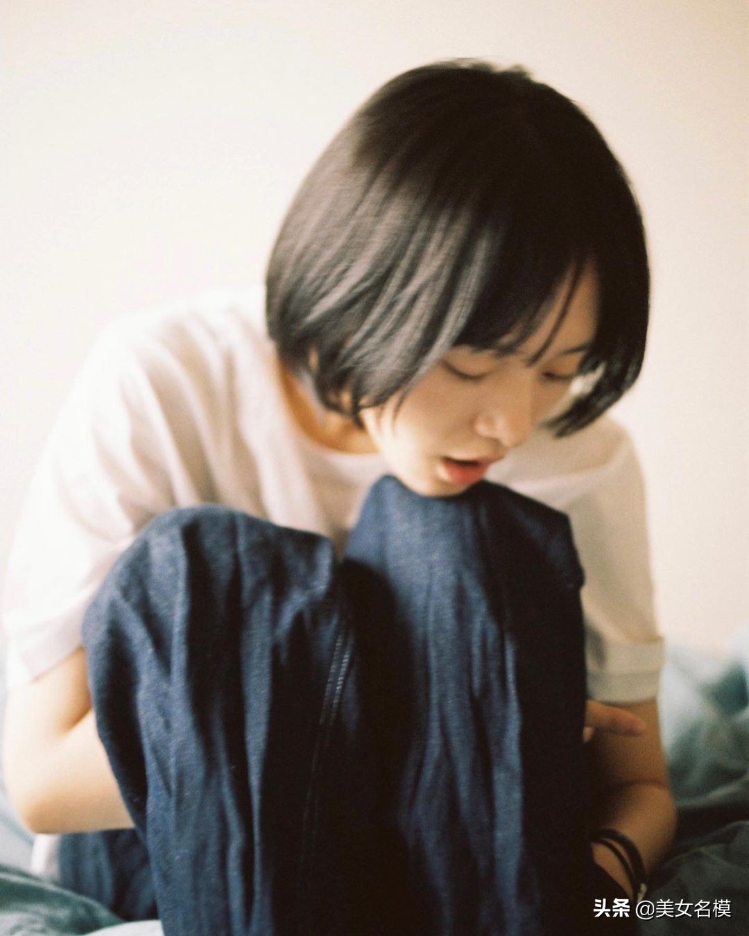 《雖然是精神病但沒關係》小護士樸珪瑛清新外貌宛如初戀女神