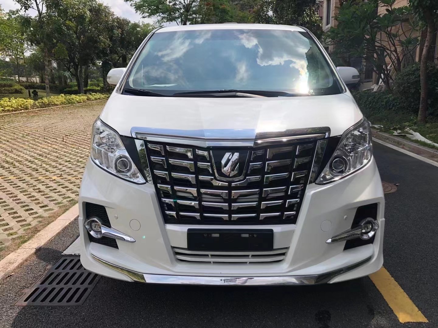 15年丰田埃尔法35顶配售价198万商务高b格必选车型