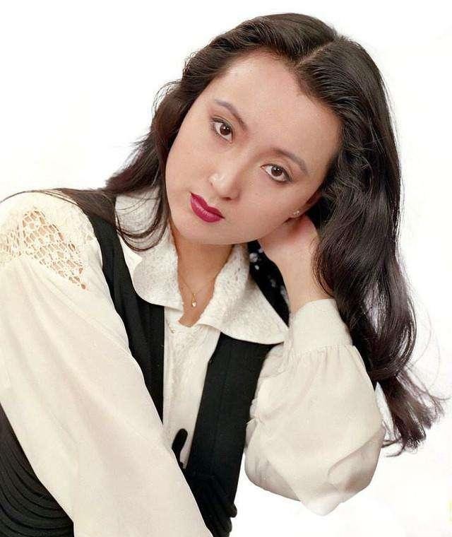 因《红楼梦》林黛玉走红，陈晓旭还曾是商界大佬，最终剃度出家？