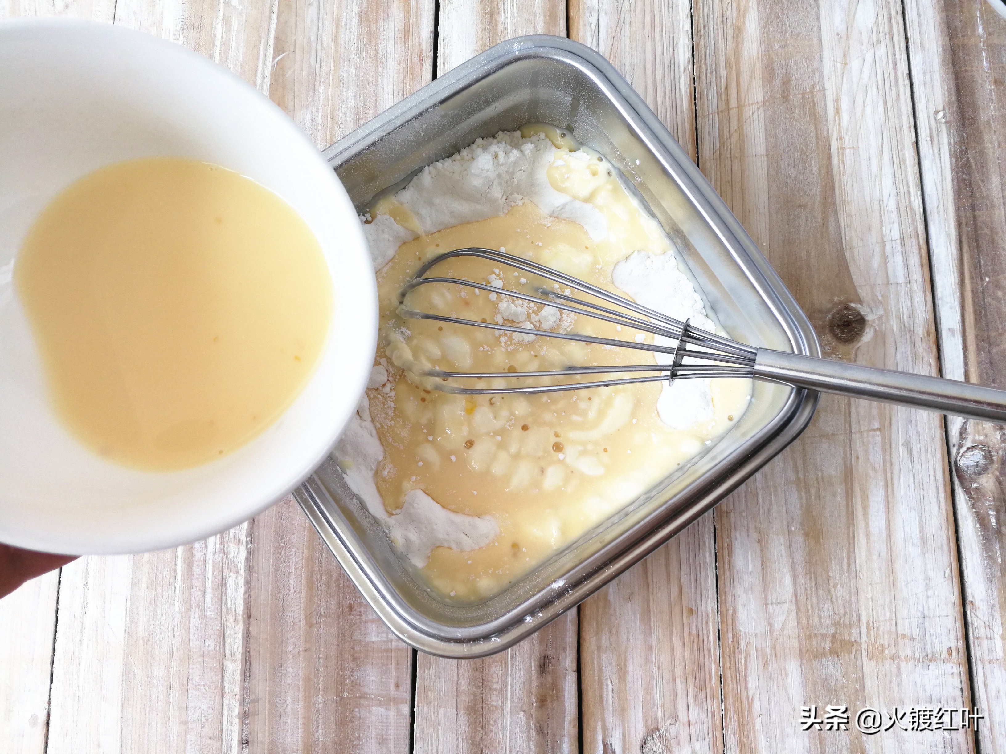 自己在家做蛋卷，香脆可口，碎屑也不舍得浪费，满足感爆棚