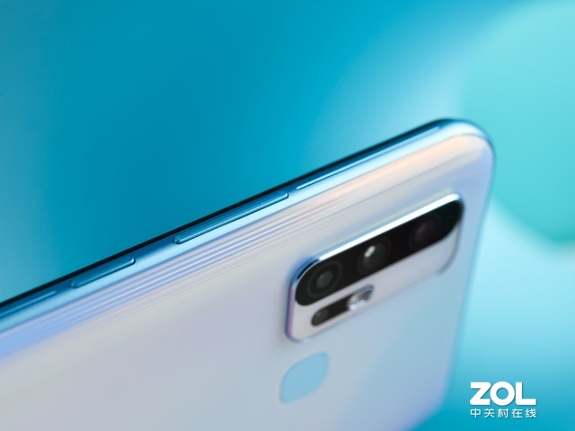 5000mAh超大型充电电池 vivo Z6较长续航力持续电