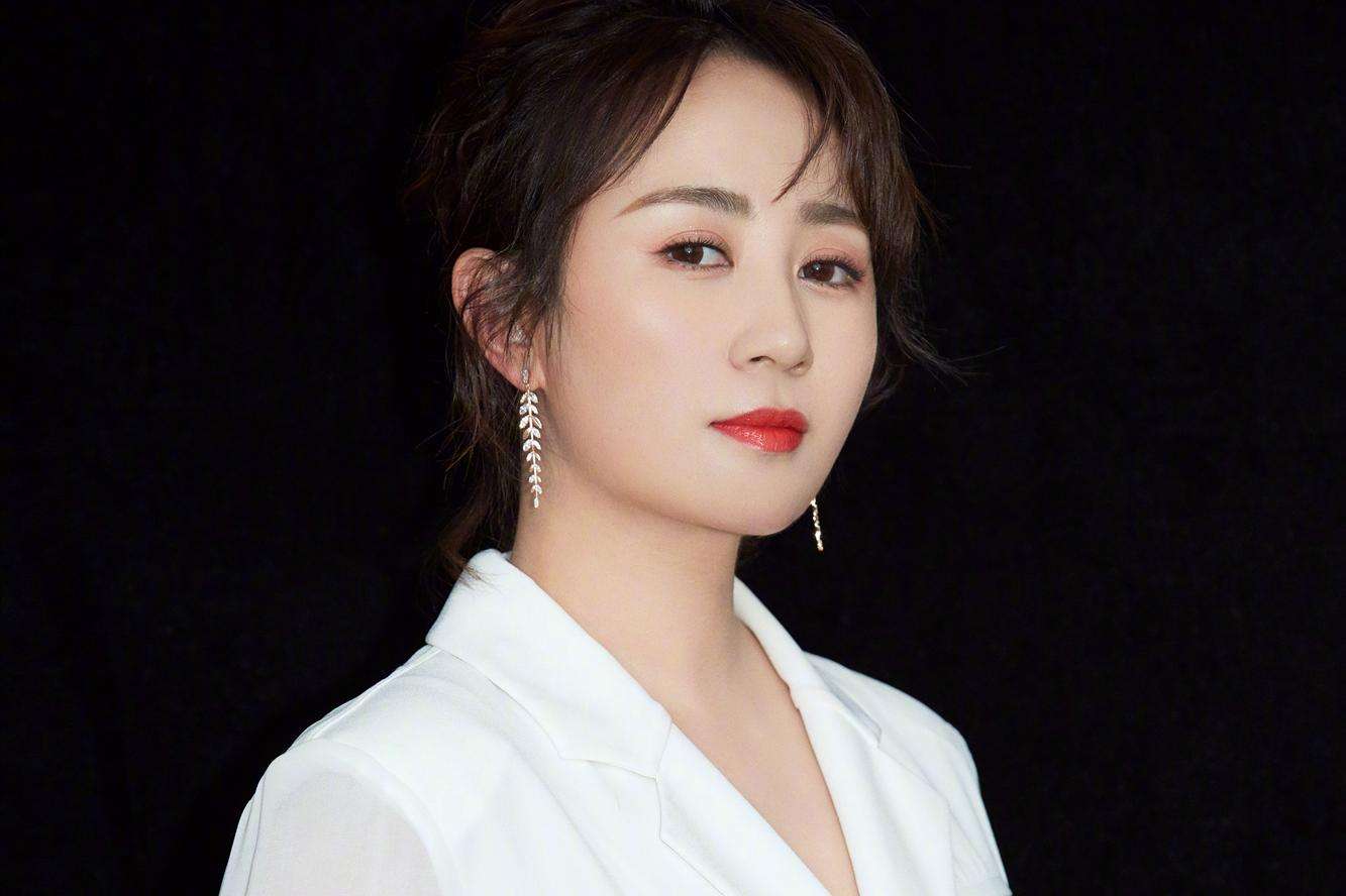 母亲节当母亲！马丽官宣生子，与小9岁丈夫