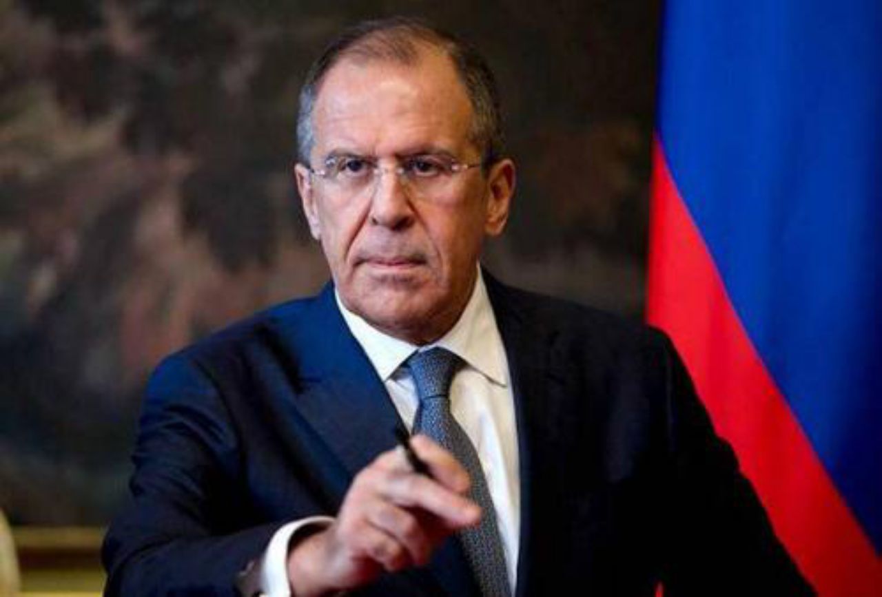 俄羅斯開始反擊了，俄外長直戳美國痛處挑戰美元霸權，40國紛紛響應