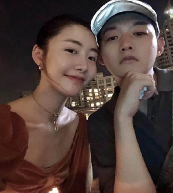 看完吴亦凡和霍尊，越来越觉得鹿晗才是好男人，关晓彤才值得羡慕