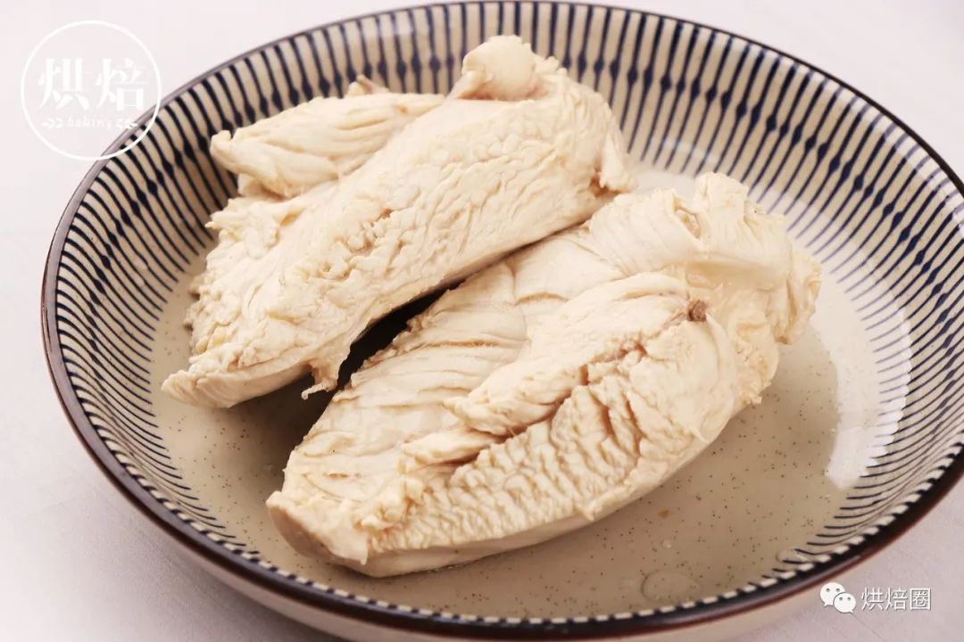 掉稱生菜雞肉捲熱量老低了吃飽飽也無負擔