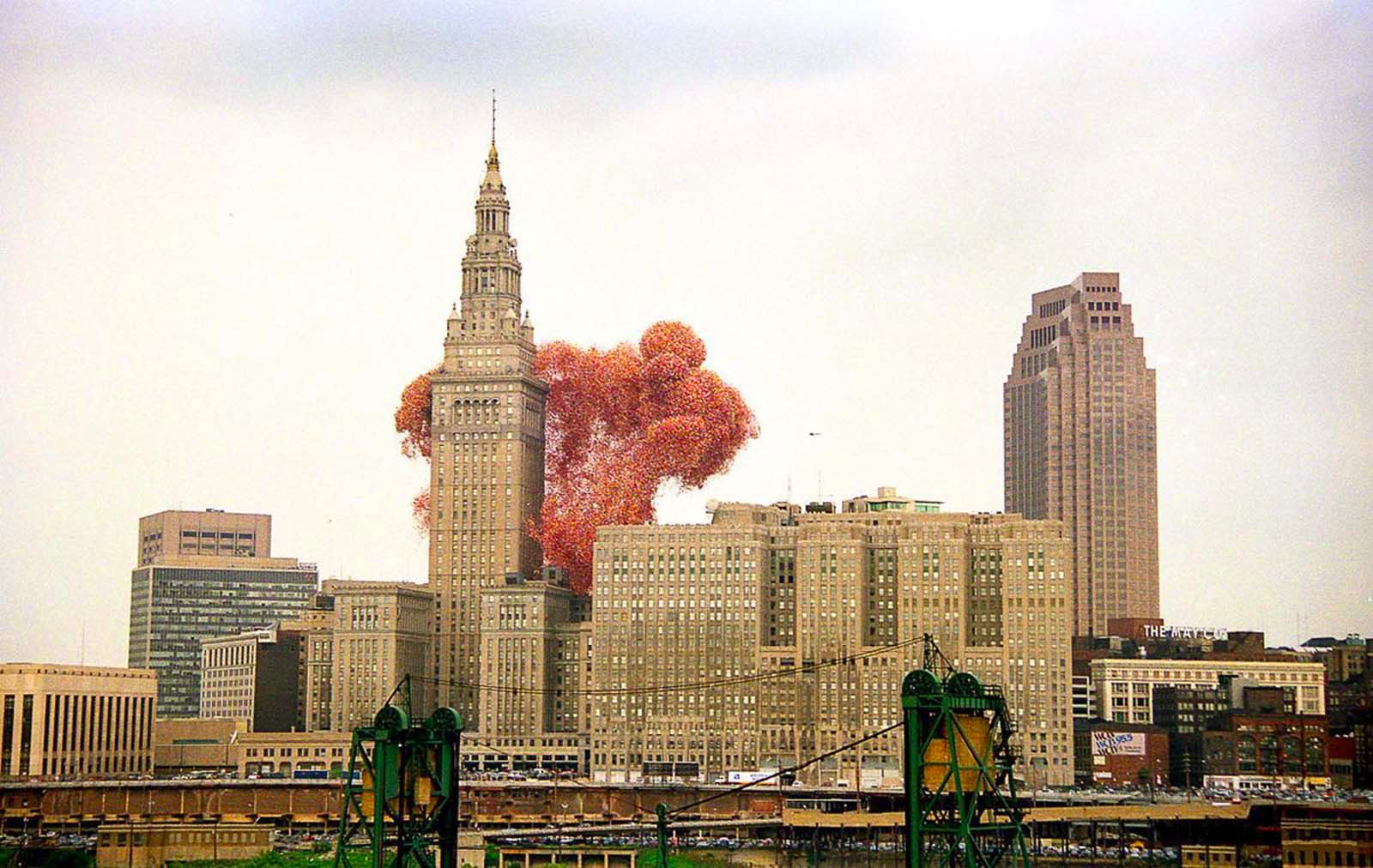 1986年美国举办一场活动，放飞150万个气球，结局变成一场悲剧