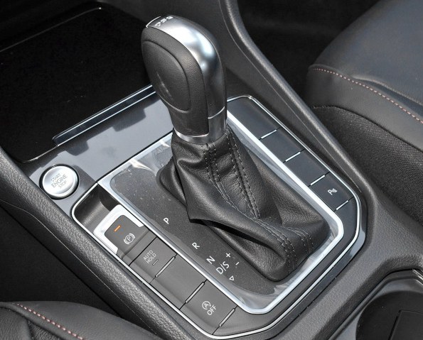 一汽-大众高尔夫•嘉旅再曝DSG变速箱机电单元故障