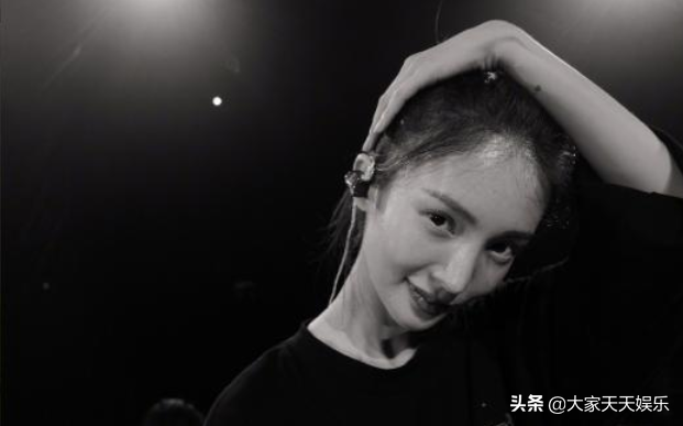 姐们|万茜镜头下的姐姐们美炸了！会演技会唱跳会主持会拍摄的茜茜子太全能了