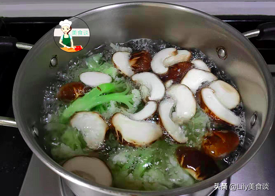 图片[6]-蘑菇炒菜花做法步骤图 春天吃特营养-起舞食谱网
