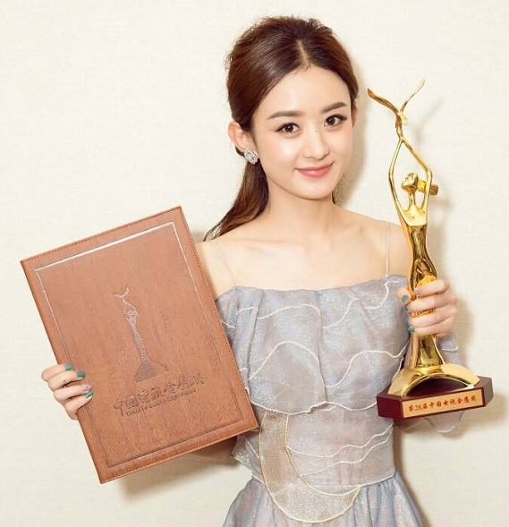 郭麒麟成综艺咖，新综艺邀请杨幂和赵丽颖，两人会同台吗？