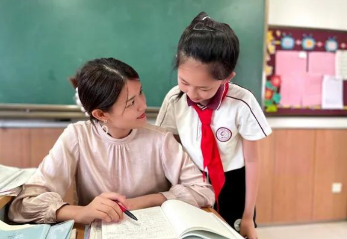 “5+2”课后服务实行一周后，家长都懵了：新问题谁给解决一下？