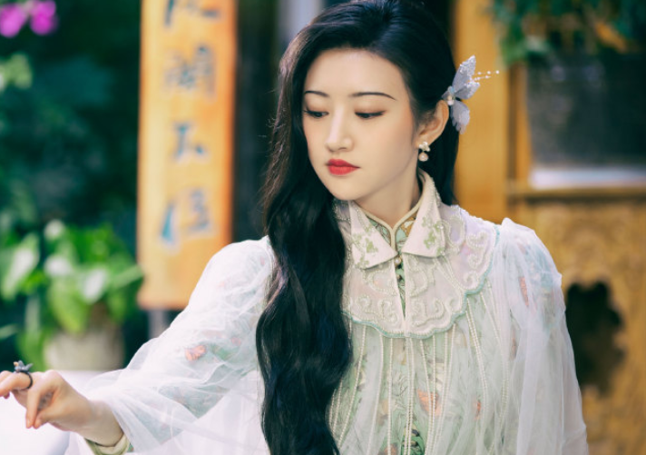 近期很火的4部黑马剧：《司藤》排名靠后，榜首