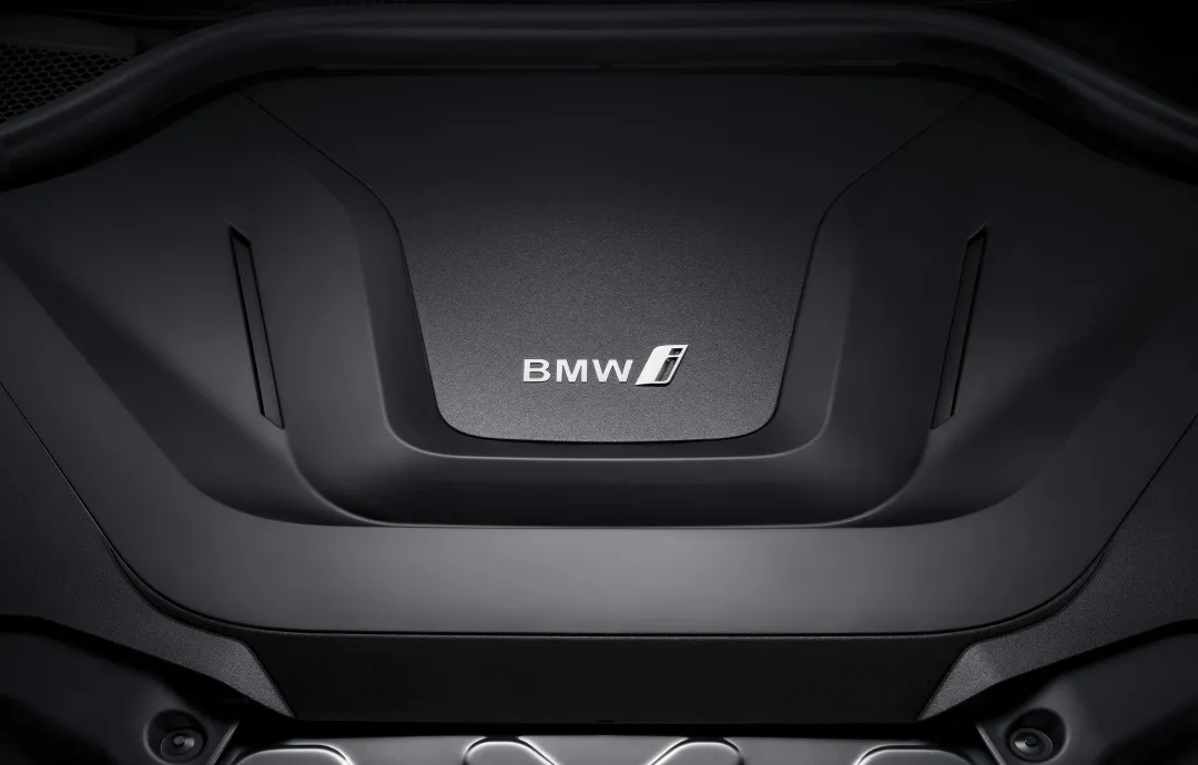 新BMW iX3 | 焕然一新,「i」不释手