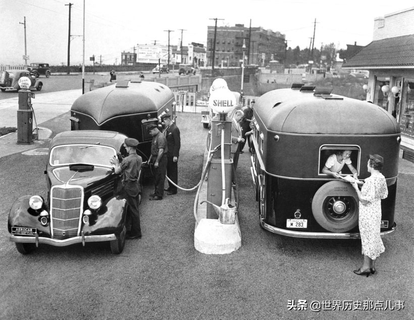 20世纪真实老照片：美国人为何喜欢自驾游？这是
