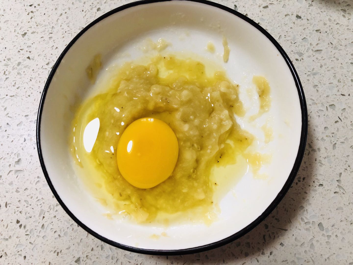 Cake of breakfast China husband this kind of way is especially simple, do not put candy not to put flour, simple 3 paces, sweet and goluptious