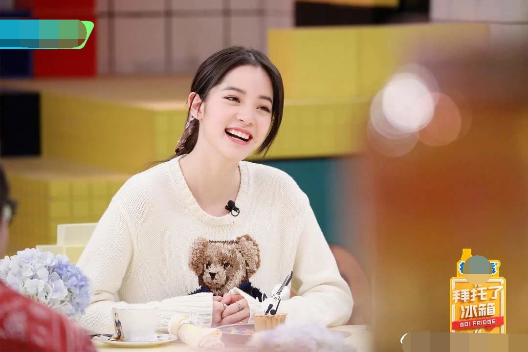 何炅暗讽《演员的诞生》恶意剪辑，为欧阳娜娜不忿，后又发文道歉