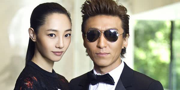 白百何深夜与神秘男聚餐，一路热聊疑似恋爱，