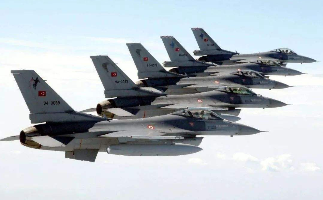 苏35可能赢得一笔出口订单，比中国买的还多！美国：敢买就制裁