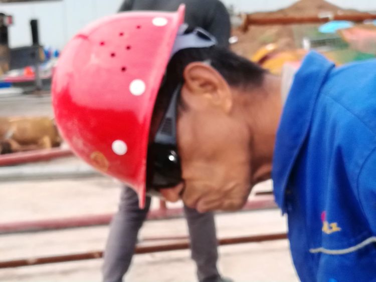 中国著名雕塑家邱天老师告诉您：钢铁装置雕塑是怎么做成的！（二）