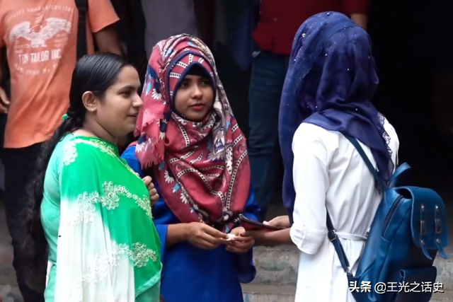 比印度还脏乱差，人口超1.6亿的孟加拉为什么如