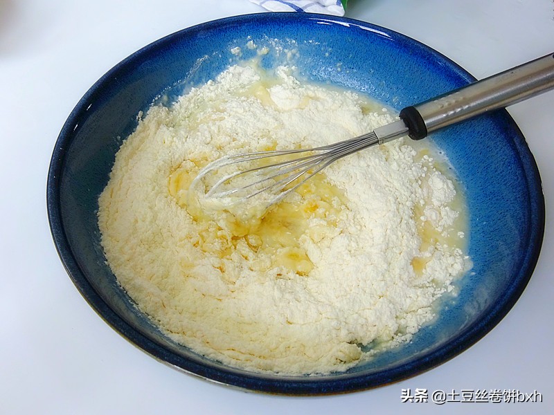 一根香蕉一碗面，做成孩子最爱的早餐饼，10分钟完成，特省事