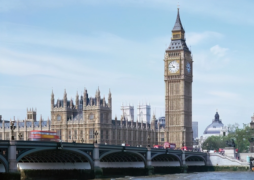 英國好倒霉呢！ 無奈挑戰疫情失敗，不止被盟友封鎖，還要自我隔離