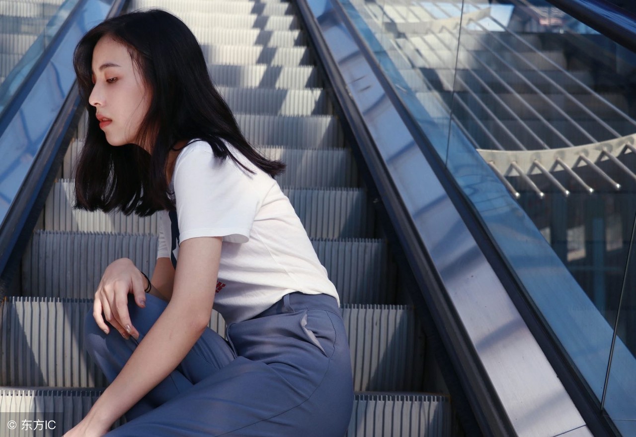能让人瞬间就哭的伤感句子，以前打扰了，以后不会了！