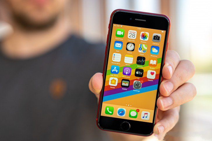 桑德斯主动进攻！iPhone初次适用安卓手机收购，在其中华为公司Mate9不值得200元
